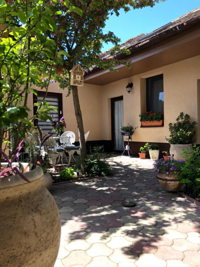 Milla Apartman Szentendre Exterior photo